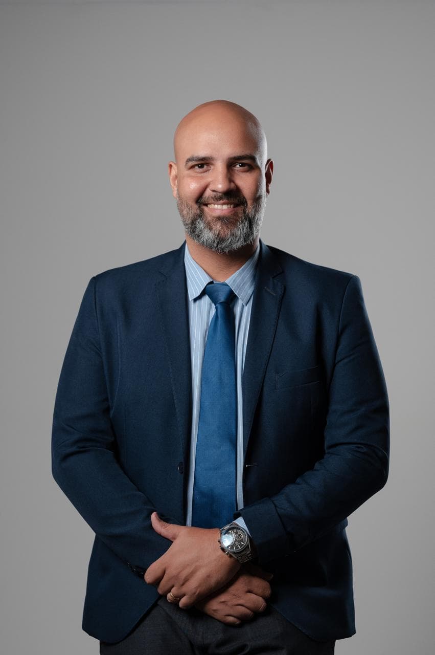 Dr. Juliano Calazans